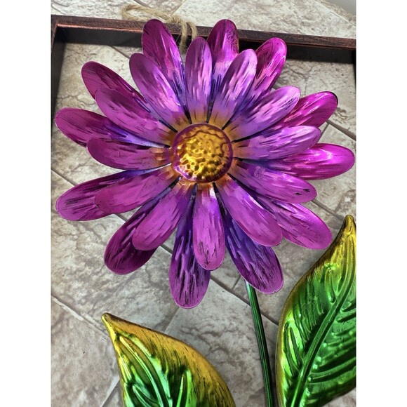 Metal Flower Wall Decor 2 Flowers Outdoor Inside Wall Art Backyard Decorations - Picture 3 of 6